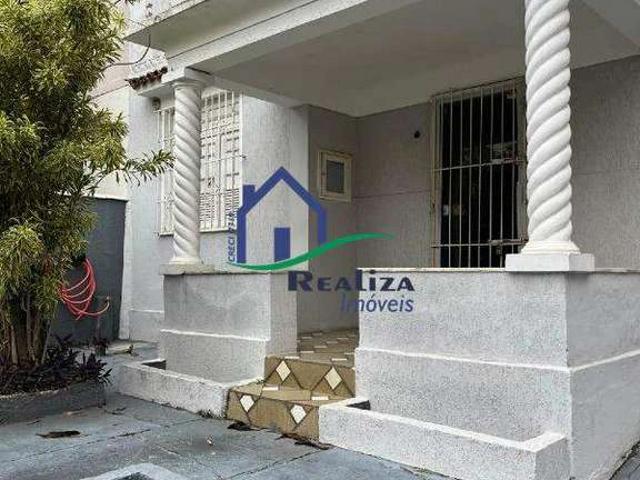 Casa / Sobrado para Locação em São Gonçalo/RJ Centro 3 Quartos
