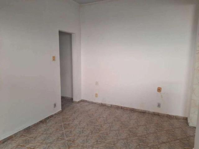 Casa / Sobrado para Locação em São Gonçalo/RJ Coelho 2 Quartos