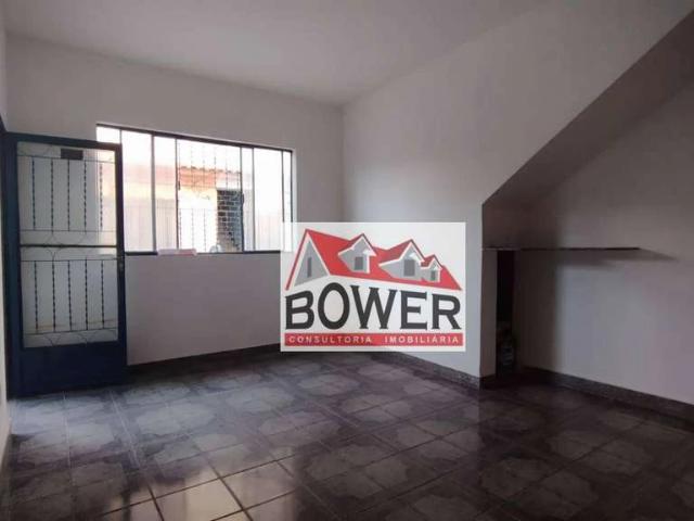 Casa / Sobrado para Locação em São Gonçalo/RJ Colubande 2 Quartos