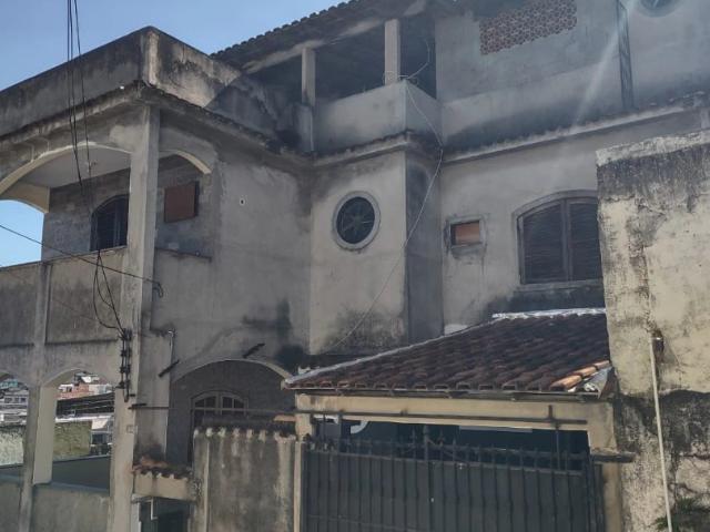 Casa / Sobrado para Locação em São Gonçalo/RJ Mutuá