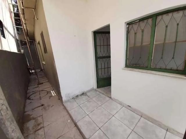 Casa / Sobrado para Locação em São Gonçalo/RJ Mutondo 1 Quartos
