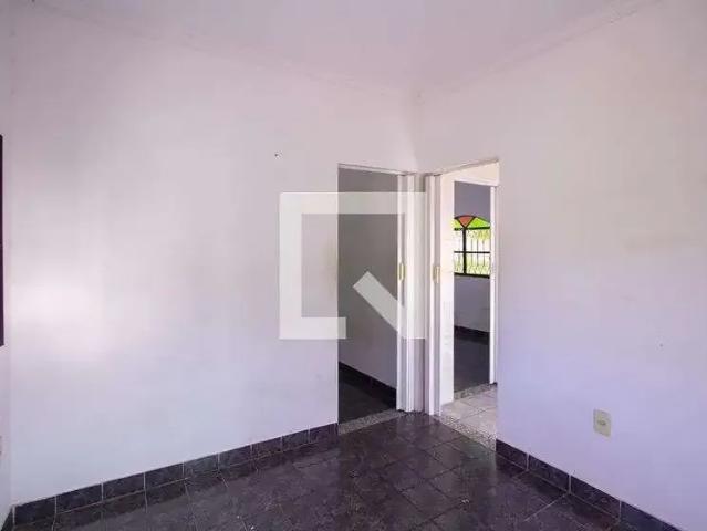 Casa / Sobrado para Locação em São Gonçalo/RJ Neves 2 Quartos