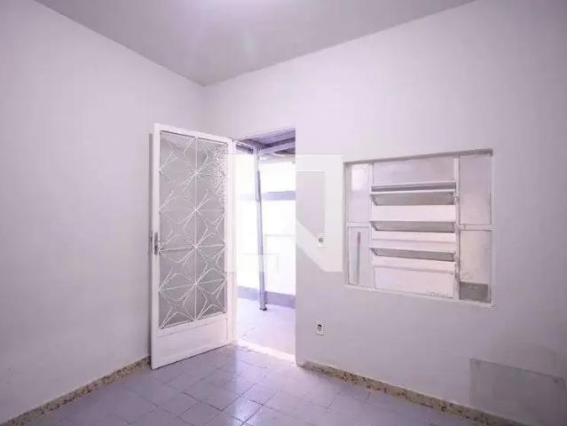 Casa / Sobrado para Locação em São Gonçalo/RJ Paraíso 1 Quartos