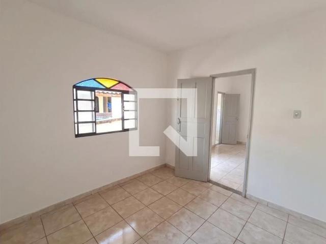 Casa / Sobrado para Locação em São Gonçalo/RJ São Miguel 1 Quartos