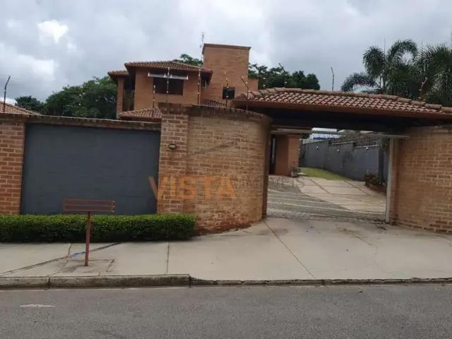 Casa / Sobrado para Locação em São João da Boa Vista/SP Jardim das Paineiras 3 Quartos