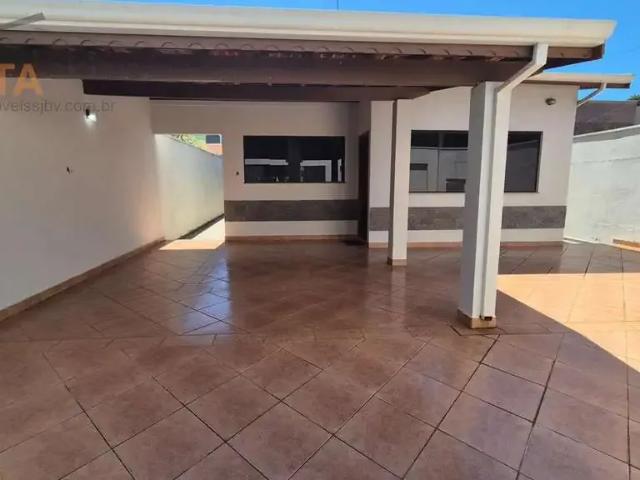 Casa / Sobrado para Locação em São João da Boa Vista/SP Jardim Santa Helena 2 Quartos