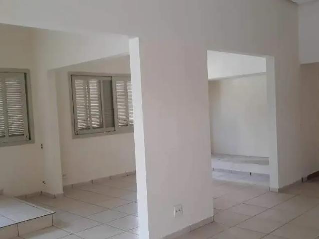 Casa / Sobrado para Locação em São José do Rio Preto/SP Centro 3 Quartos
