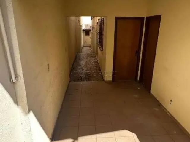 Casa / Sobrado para Locação em São José do Rio Preto/SP Boa Vista 3 Quartos