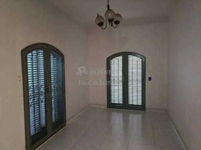 Casa / Sobrado para Locação em São José do Rio Preto/SP Jardim Alto Rio Preto 4 Quartos