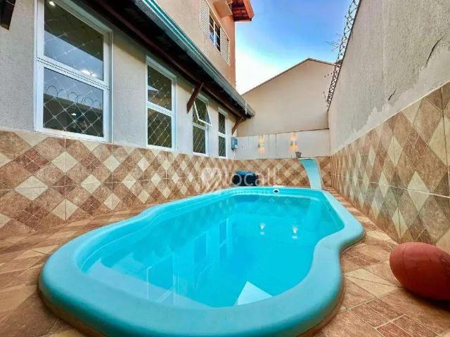 Casa / Sobrado para Locação em São José do Rio Preto/SP Jardim Caparroz 3 Quartos