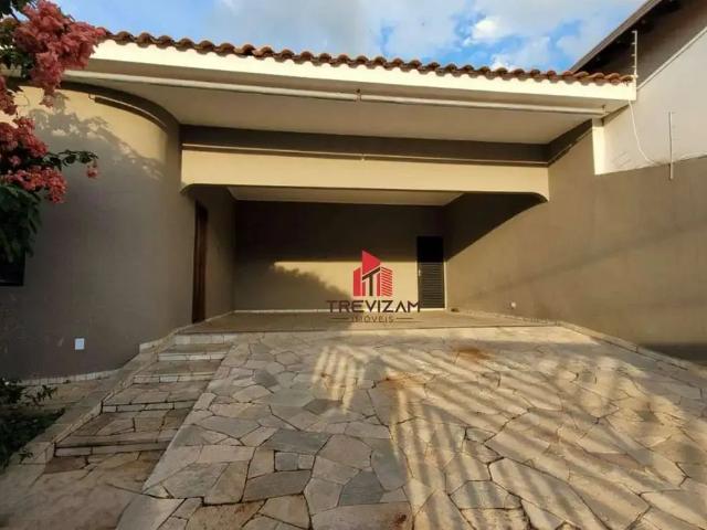 Casa / Sobrado para Locação em São José do Rio Preto/SP Jardim Primavera 4 Quartos