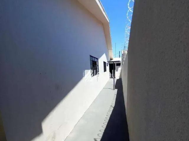 Casa / Sobrado para Locação em São José do Rio Preto/SP Jardim Primavera 4 Quartos