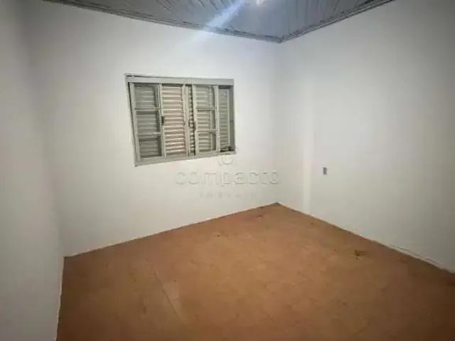 Casa / Sobrado para Locação em São José do Rio Preto/SP Jardim Urano 2 Quartos