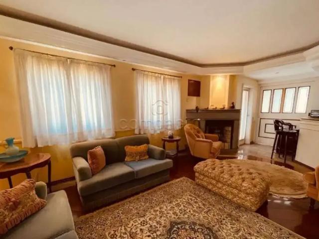 Casa / Sobrado para Locação em São José do Rio Preto/SP Jardim Vivendas 4 Quartos