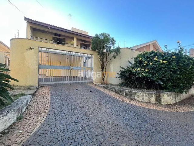 Casa / Sobrado para Locação em São José do Rio Preto/SP Santos Dumont 3 Quartos
