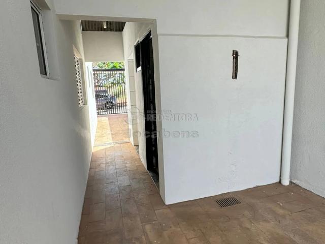 Casa / Sobrado para Locação em São José do Rio Preto/SP SETSUL 3 Quartos