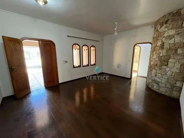 Casa / Sobrado para Locação em São José do Rio Preto/SP Parque Industrial 3 Quartos