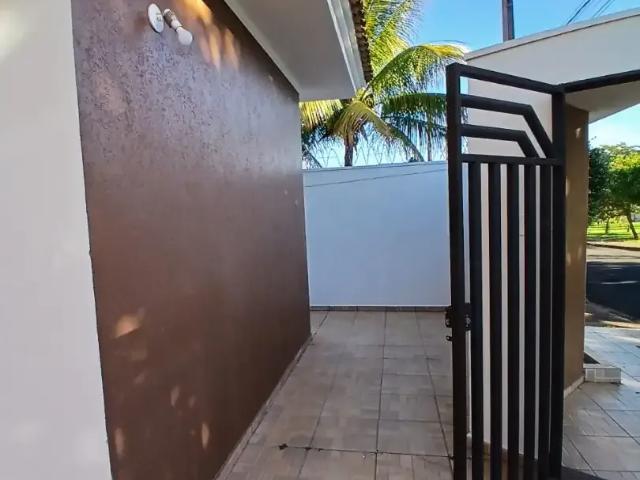 Casa / Sobrado para Locação em São José do Rio Preto/SP Parque Residencial Maria Zorita 3 Quartos