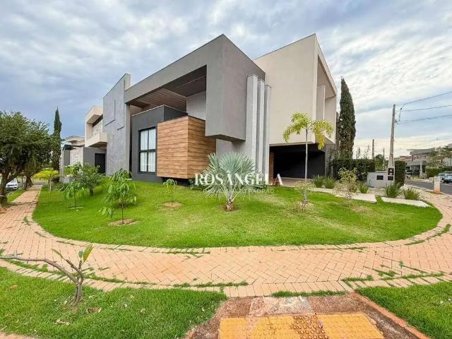 Casa / Sobrado para Locação em São José do Rio Preto/SP Parque Residencial Damha VI 3 Quartos