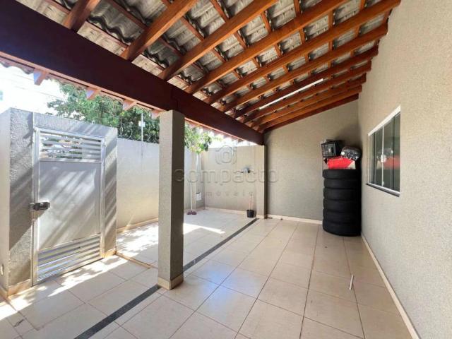 Casa / Sobrado para Locação em São José do Rio Preto/SP Residencial Colorado 3 Quartos