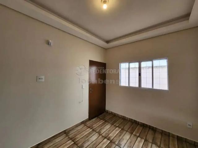 Casa / Sobrado para Locação em São José do Rio Preto/SP Residencial São Thomaz II 3 Quartos