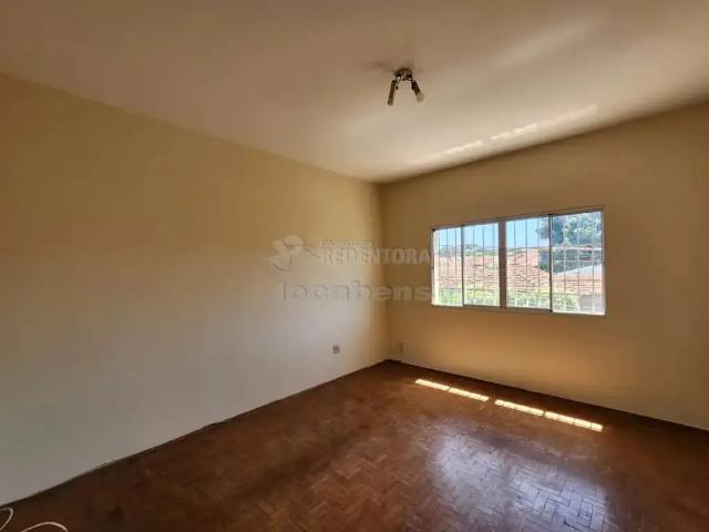 Casa / Sobrado para Locação em São José do Rio Preto/SP Vila Angélica 3 Quartos