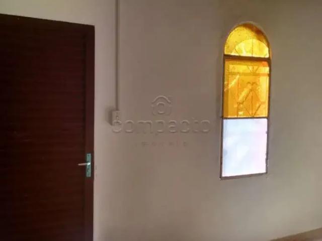 Casa / Sobrado para Locação em São José do Rio Preto/SP Vila Angélica 3 Quartos