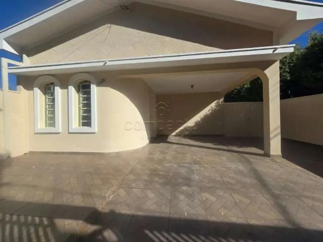 Casa / Sobrado para Locação em São José do Rio Preto/SP Vila Elvira 3 Quartos