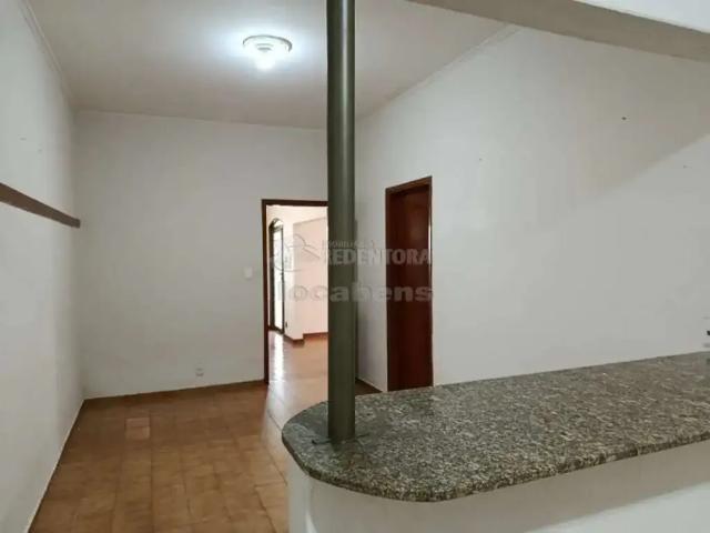 Casa / Sobrado para Locação em São José do Rio Preto/SP Vila Maceno 3 Quartos