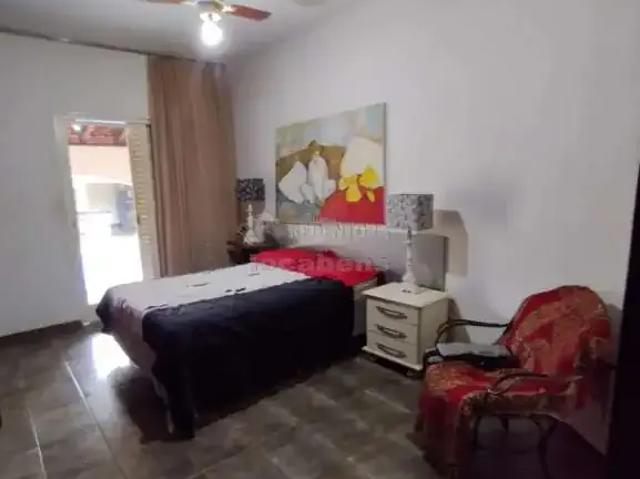 Casa / Sobrado para Locação em São José do Rio Preto/SP Vila Maria 4 Quartos