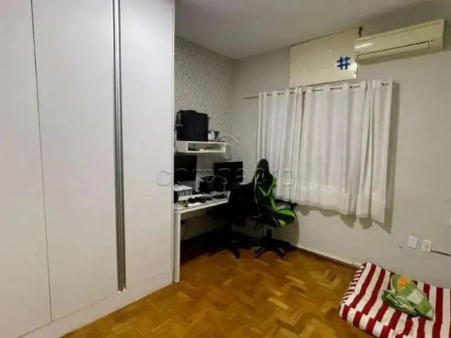 Casa / Sobrado para Locação em São José do Rio Preto/SP Vila Santa Cruz 4 Quartos