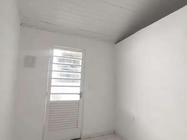 Casa / Sobrado para Locação em São José dos Campos/SP Monte Castelo 1 Quartos