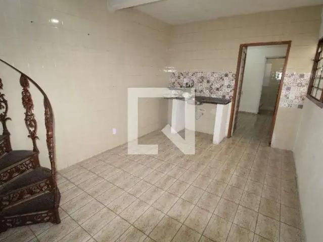 Casa / Sobrado para Locação em São José dos Campos/SP Monte Castelo 2 Quartos