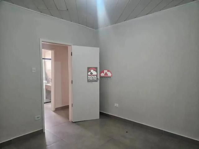 Casa / Sobrado para Locação em São José dos Campos/SP Monte Castelo 2 Quartos