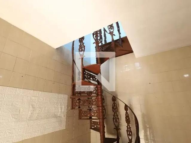 Casa / Sobrado para Locação em São José dos Campos/SP Monte Castelo 2 Quartos