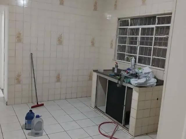 Casa / Sobrado para Locação em São José dos Campos/SP Bosque dos Eucaliptos 2 Quartos