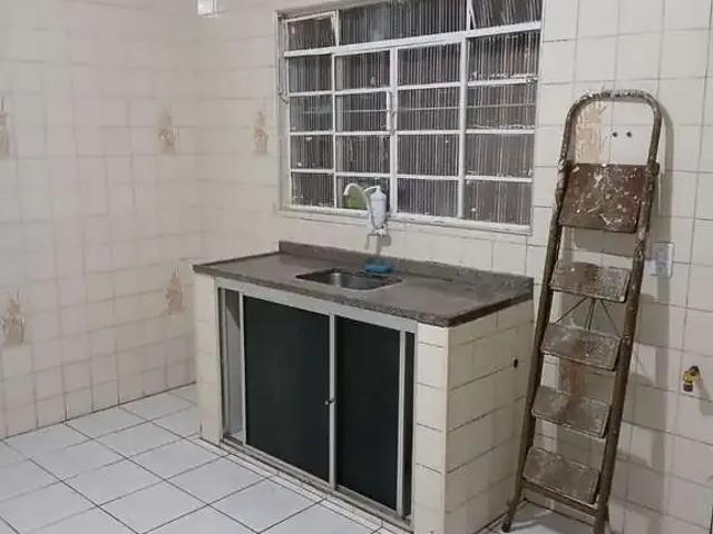 Casa / Sobrado para Locação em São José dos Campos/SP Bosque dos Eucaliptos 2 Quartos