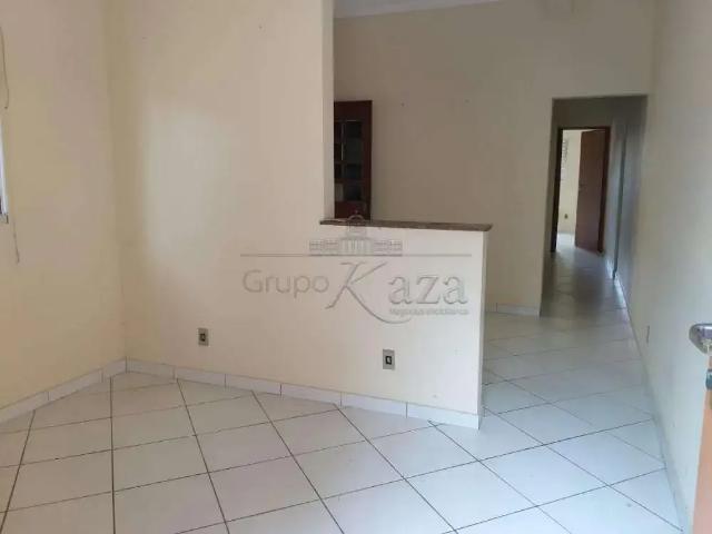 Casa / Sobrado para Locação em São José dos Campos/SP Bosque dos Eucaliptos 2 Quartos