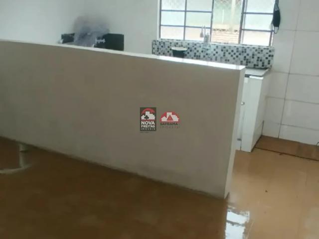 Casa / Sobrado para Locação em São José dos Campos/SP Bosque dos Eucaliptos 2 Quartos