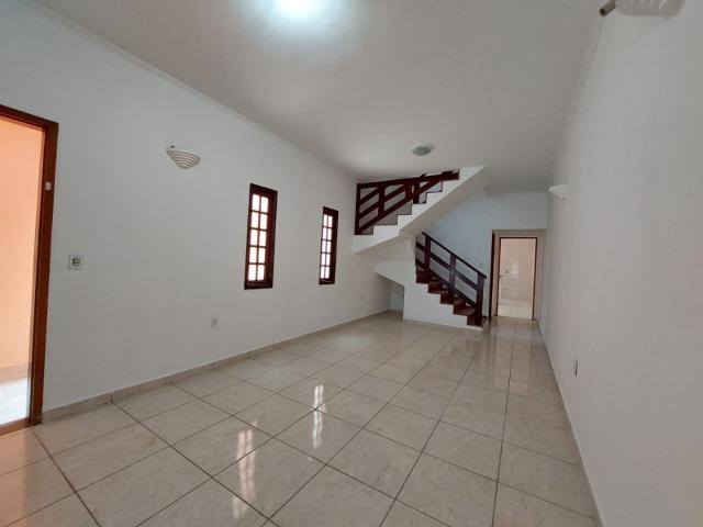 Casa / Sobrado para Locação em São José dos Campos/SP Bosque dos Eucaliptos 3 Quartos