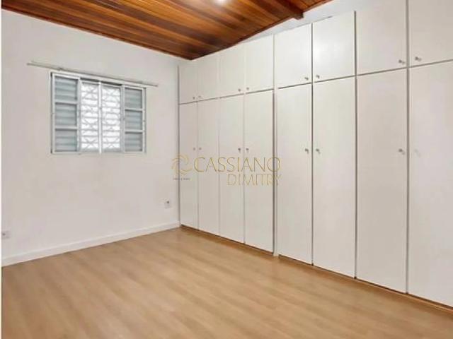 Casa / Sobrado para Locação em São José dos Campos/SP Centro 3 Quartos