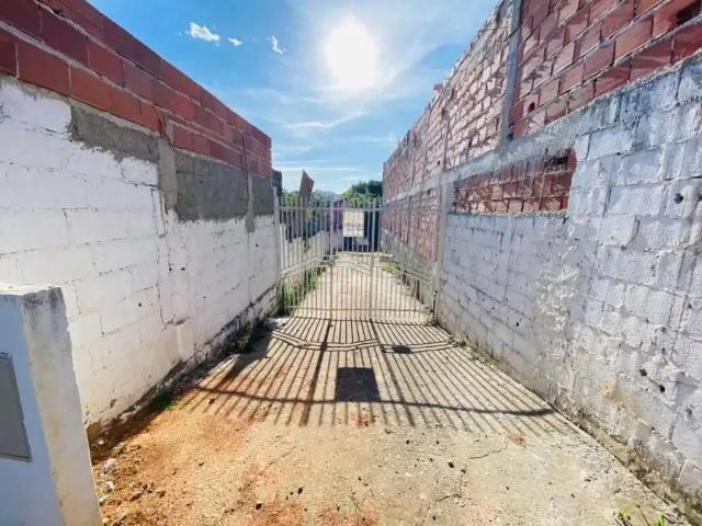 Casa / Sobrado para Locação em São José dos Campos/SP Chácaras Araújo I 3 Quartos