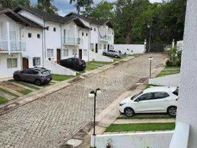 Casa / Sobrado para Locação em São José dos Campos/SP Chácaras São José 2 Quartos