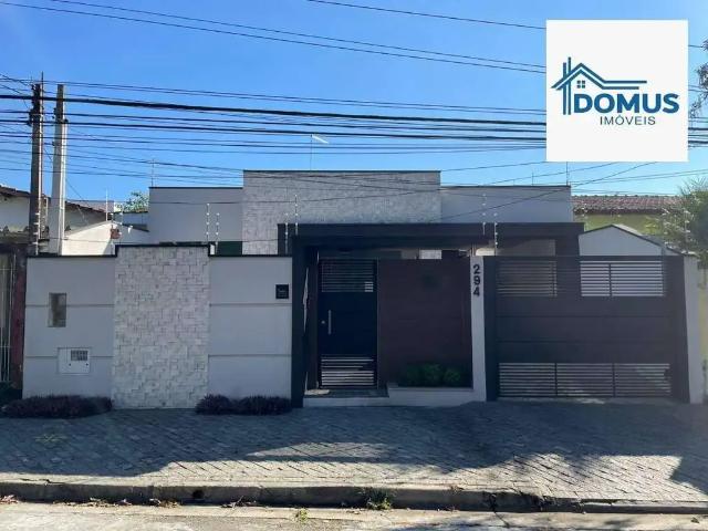 Casa / Sobrado para Locação em São José dos Campos/SP Cidade Vista Verde 4 Quartos