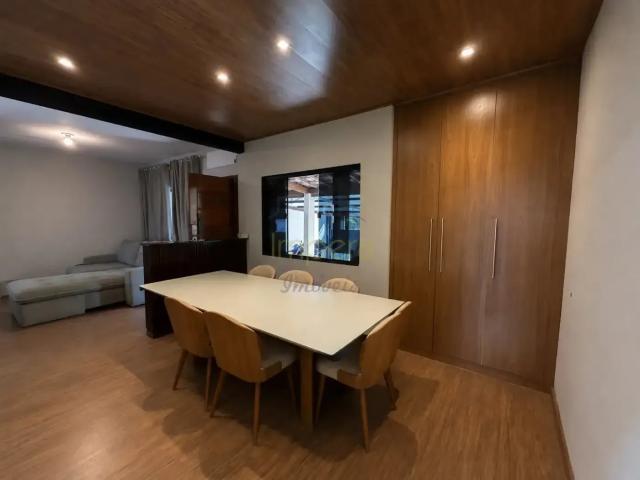 Casa / Sobrado para Locação em São José dos Campos/SP Cidade Vista Verde 3 Quartos