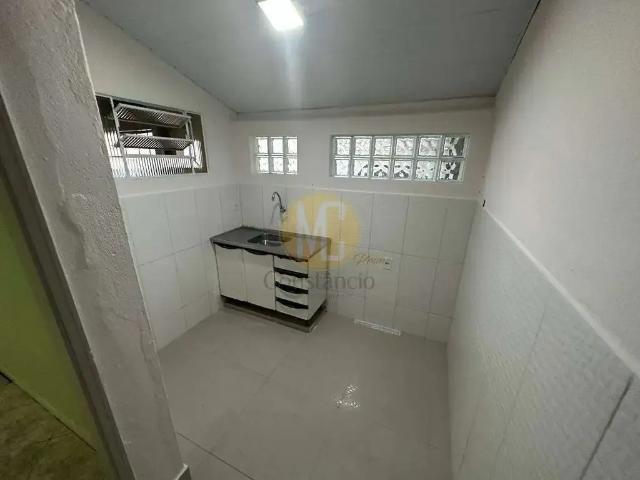 Casa / Sobrado para Locação em São José dos Campos/SP Cidade Morumbi 2 Quartos