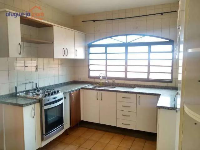 Casa / Sobrado para Locação em São José dos Campos/SP Cidade Morumbi 3 Quartos