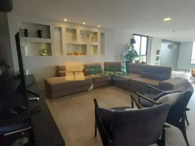 Casa / Sobrado para Locação em São José dos Campos/SP Condomínio Residencial Alphaville I 5 Quartos