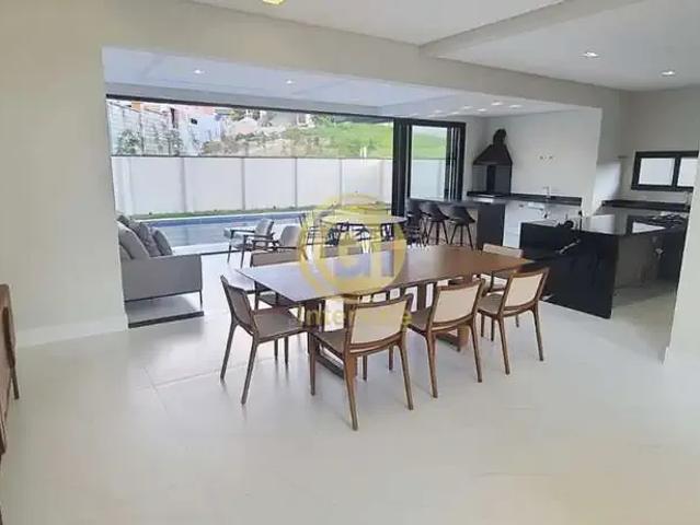 Casa / Sobrado para Locação em São José dos Campos/SP Condomínio Residencial Alphaville II 5 Quartos