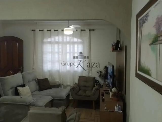 Casa / Sobrado para Locação em São José dos Campos/SP Conjunto Residencial Trinta e Um de Março 4 Quartos